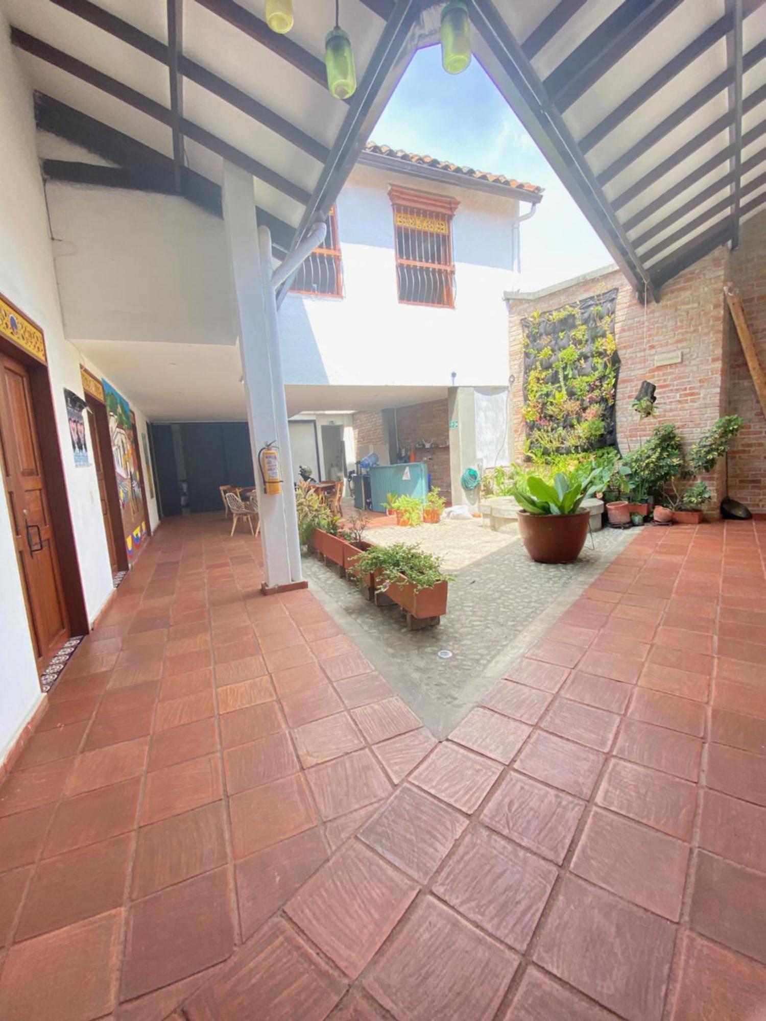 Hotel Casa Bresse Cali Exterior photo