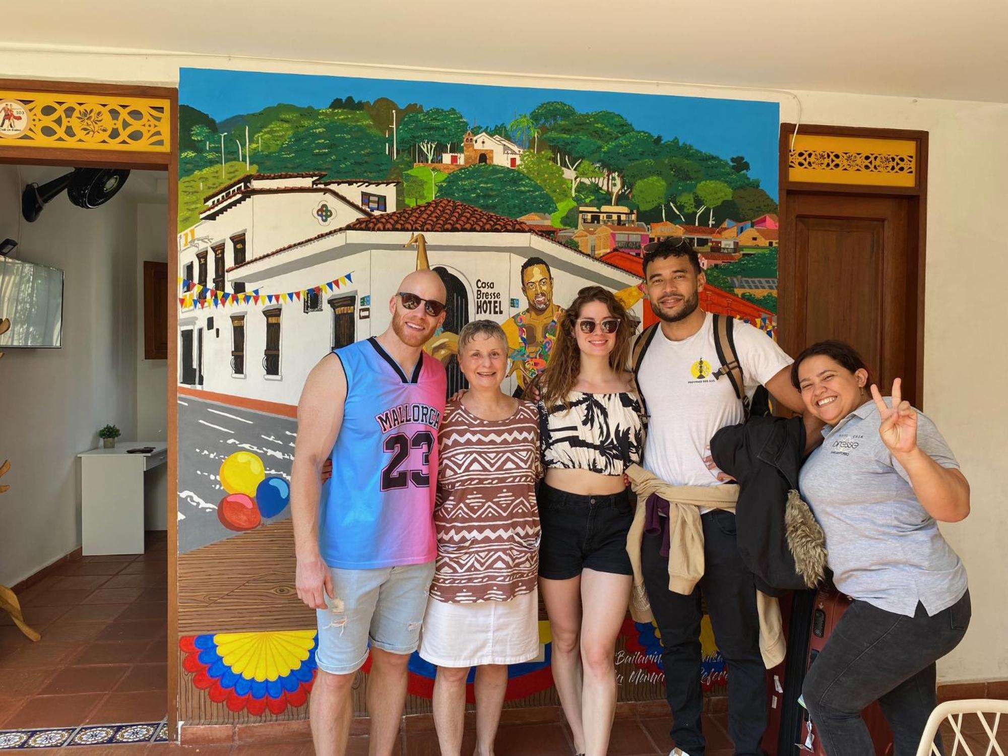 Hotel Casa Bresse Cali Exterior photo